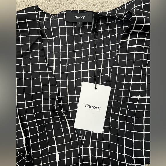 $295 THEORY “KIMONO PLEAT TOP”- NEW - Picture 5 of 12